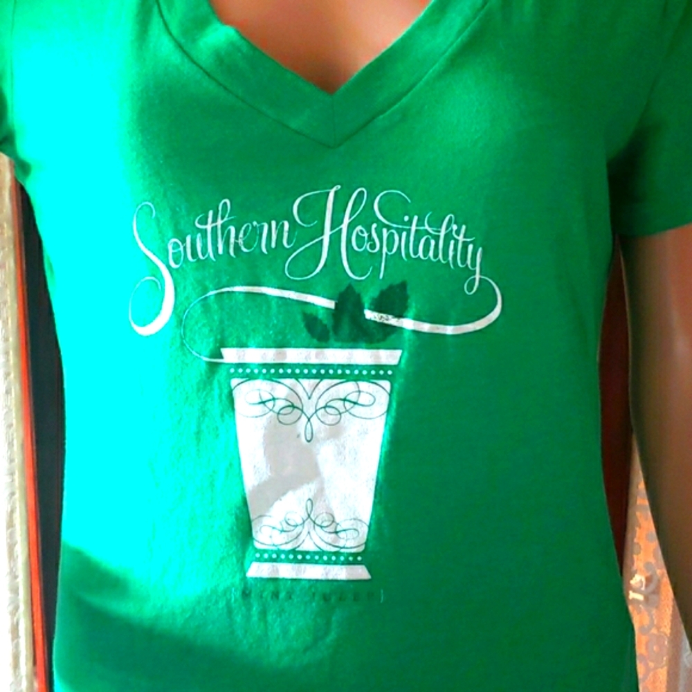 Mint Julep Southern Hospitality Cocktail Tshirt
